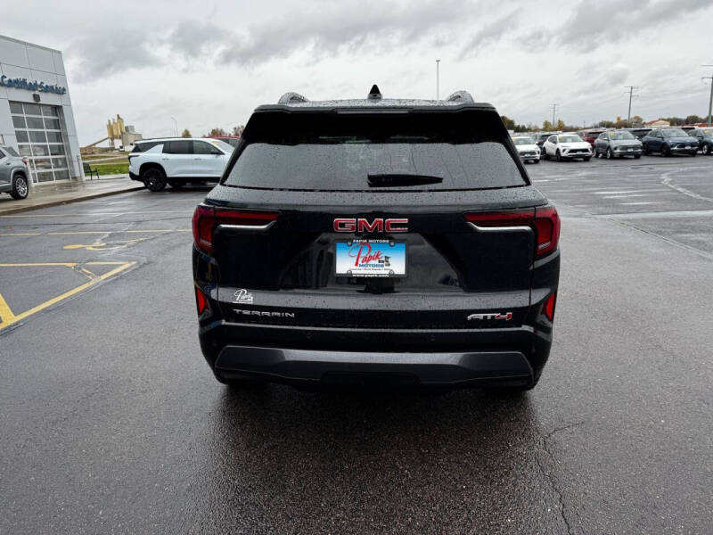 2026 GMC Terrain AT4