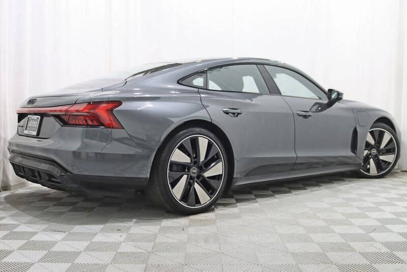 2023 Audi e-tron GT quattro Prestige