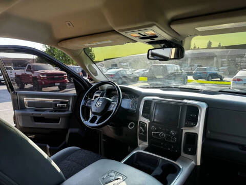 2020 RAM 1500 Classic SLT