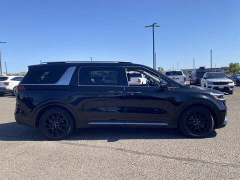 2024 Kia Carnival SX