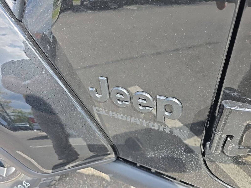 2026 Jeep Gladiator Willys