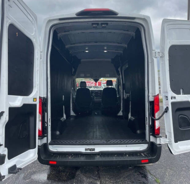 2023 Ford Transit 250