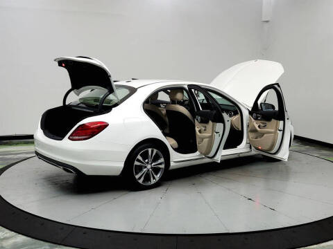 2016 Mercedes-Benz C-Class