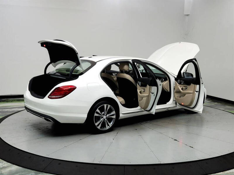 2016 Mercedes-Benz C-Class