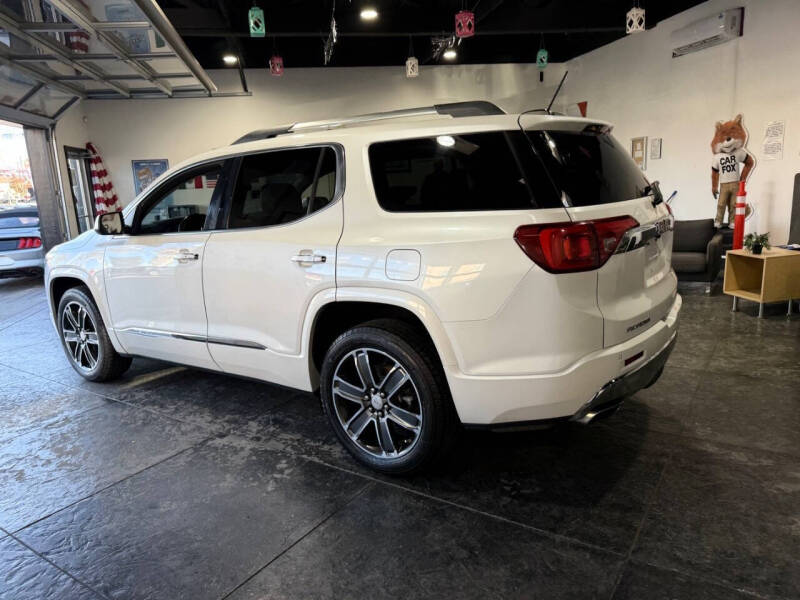2018 GMC Acadia Denali