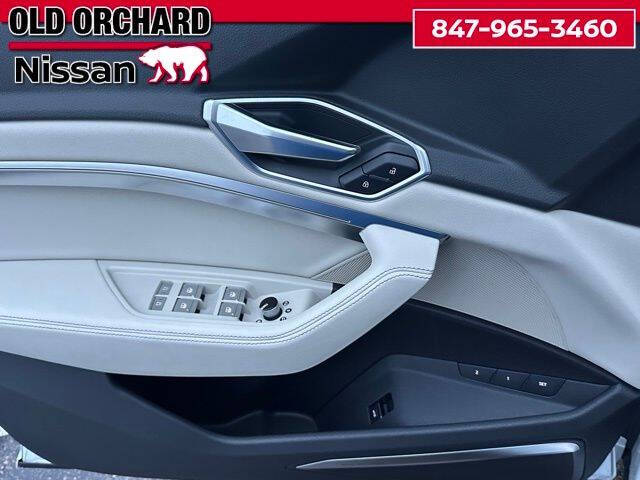 2019 Audi e-tron quattro Premium Plus