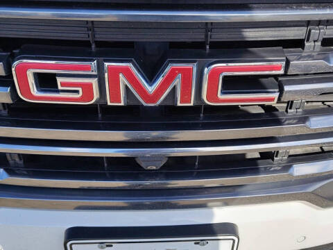 2022 GMC Acadia AT4