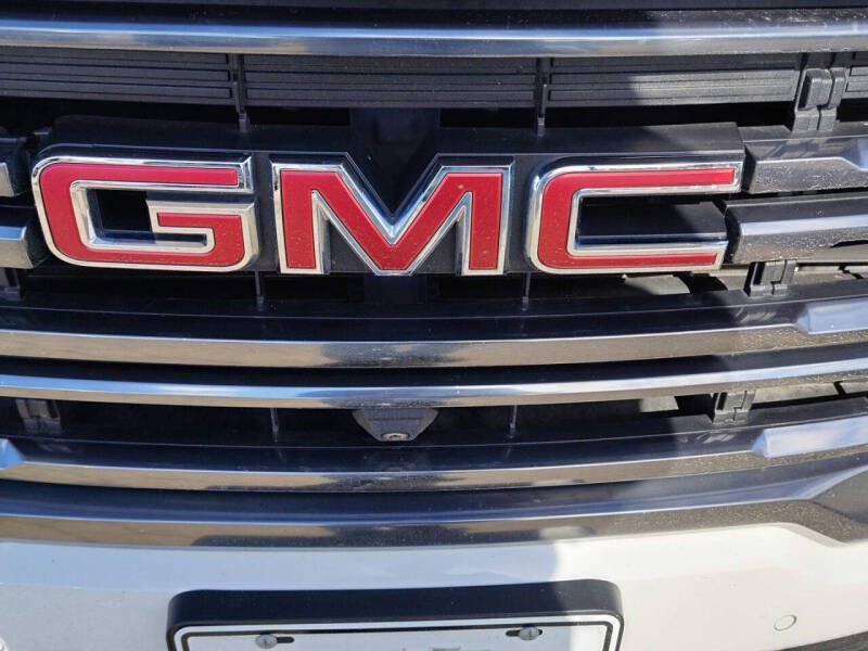 2022 GMC Acadia AT4