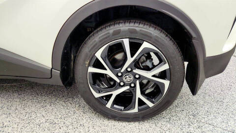 2020 Toyota C-HR XLE