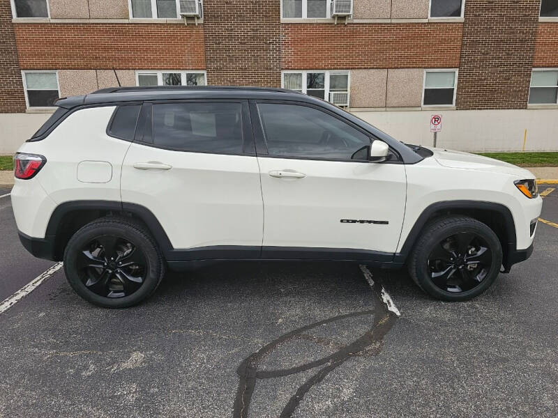 Used 2019 Jeep Compass Latitude with VIN 3C4NJDBB5KT670416 for sale in Terre Haute, IN