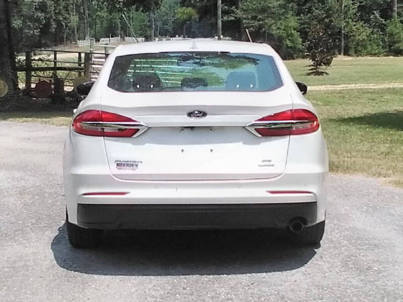 2020 Ford Fusion SE