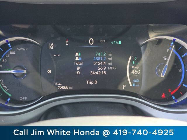 2024 Chrysler Pacifica Plug-In Hybrid Select