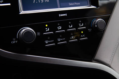 2020 Toyota Camry LE