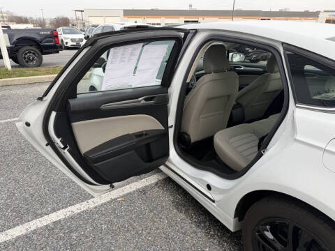 2018 Ford Fusion Hybrid S