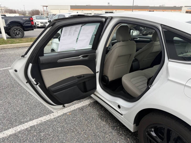 2018 Ford Fusion Hybrid S