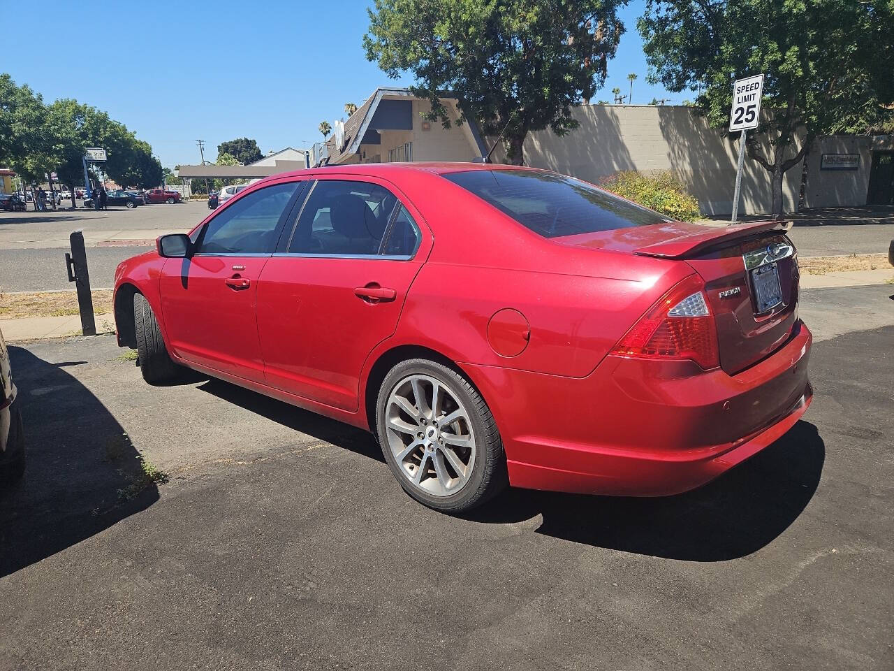 2010 Ford Fusion for sale at LOS ALTOS AUTOMOTRIZ LLC in Modesto, CA