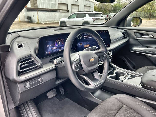 2024 Chevrolet Traverse LT