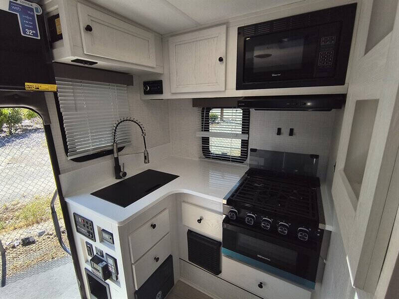 2025 Palomino REAL LITE 2114