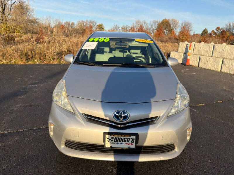 2012 Toyota Prius v Two