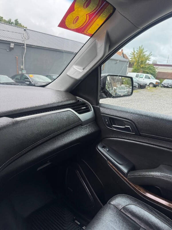 2018 Chevrolet Suburban LT