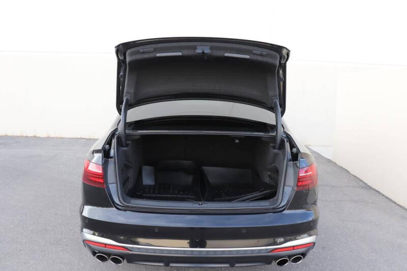 2021 Audi S4 3.0T quattro Premium Plus