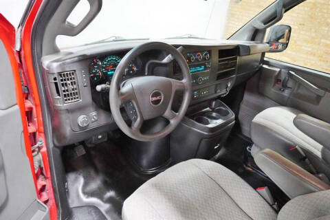 2017 GMC Savana LS 3500