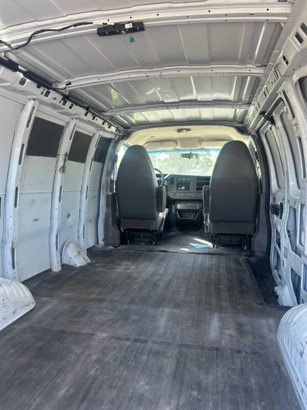 2015 Chevrolet Express 2500