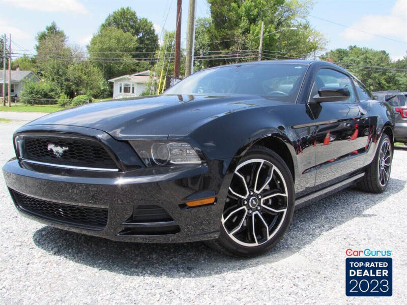 Used 2013 Ford Mustang V6 Premium with VIN 1ZVBP8AM0D5261137 for sale in Thomasville, NC