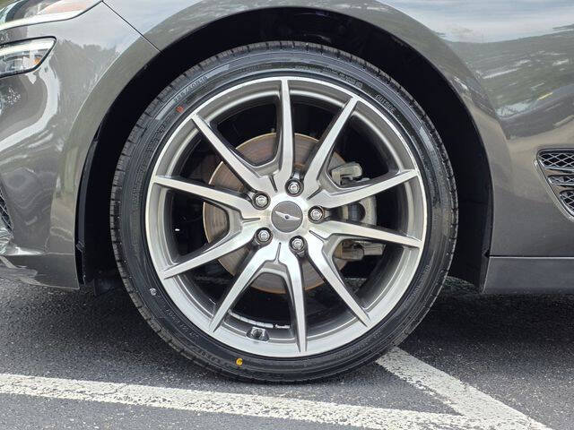 2023 Genesis G70