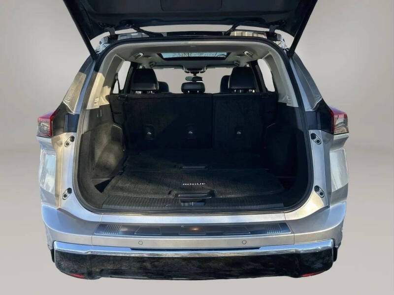 2024 Nissan Rogue Platinum