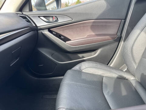 2017 Mazda MAZDA3 Grand Touring