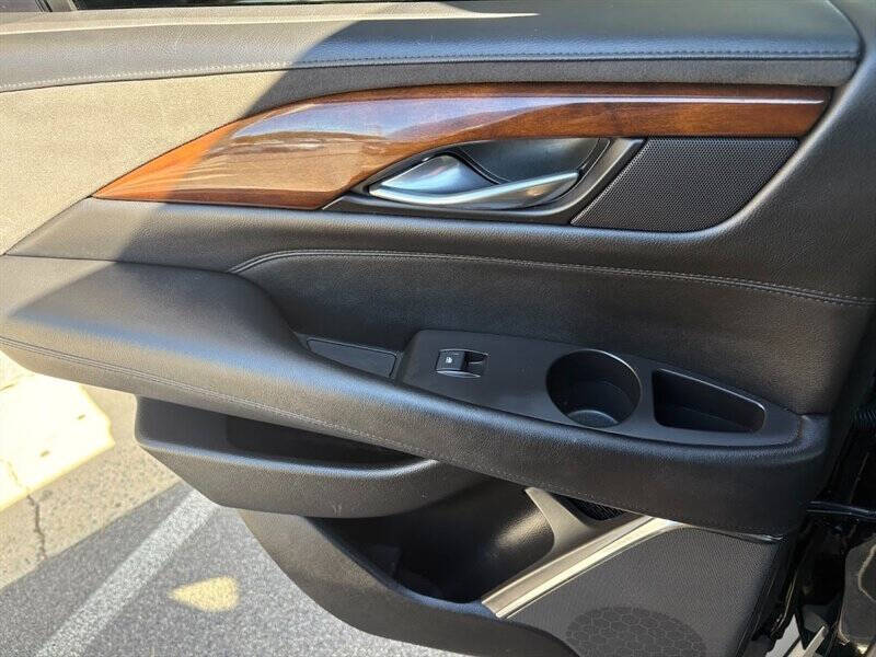 2016 Cadillac Escalade Premium Collection