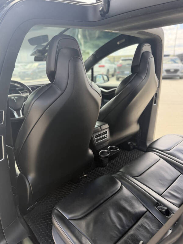 2017 Tesla Model X 75D