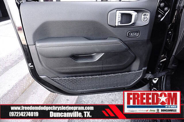 2025 Jeep Gladiator High Tide