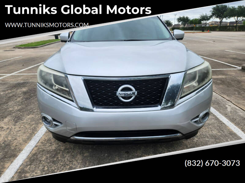 2013 Nissan Pathfinder for sale at Tunniks Global Motors in Houston TX