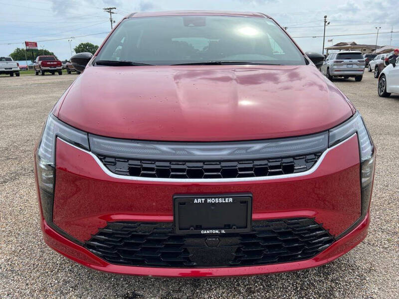2027 Chrysler Pacifica Select