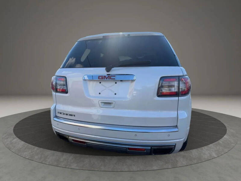 2016 GMC Acadia Denali