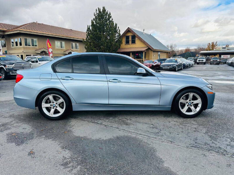 2015 BMW 3 Series 320i photo 8