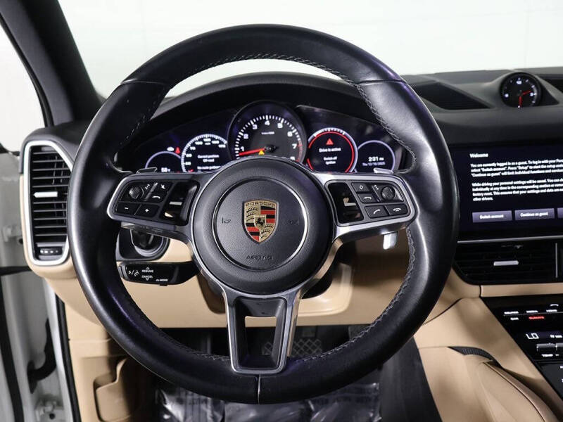 2023 Porsche Cayenne Platinum Edition