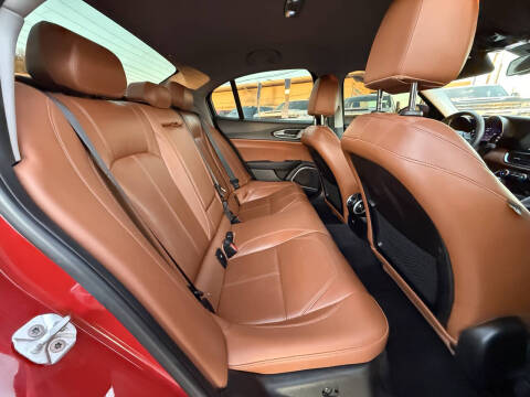 2019 Alfa Romeo Giulia Sport