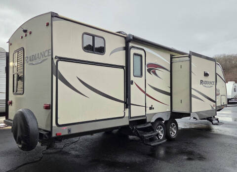 2017 Cruiser RV Radiance Touring Edition