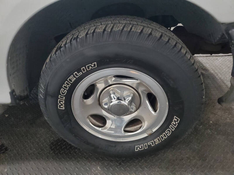 2004 Ford F-150 Heritage XL