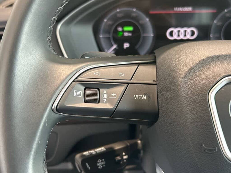 2025 Audi Q5 e quattro S line Premium 55 TFSI