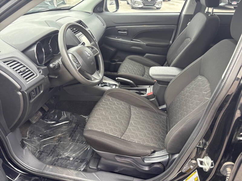 2022 Mitsubishi Outlander Sport ES