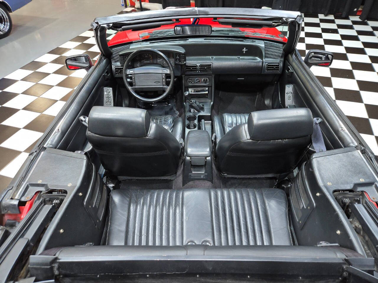 1992 Ford Mustang 65