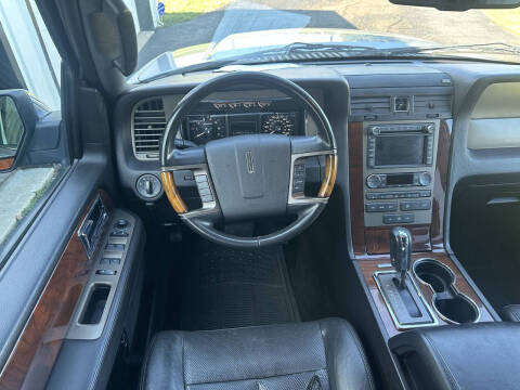 2014 Lincoln Navigator