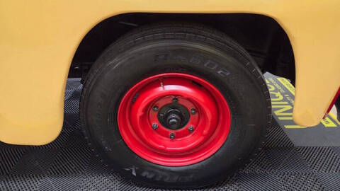 1953 International L-120 Series