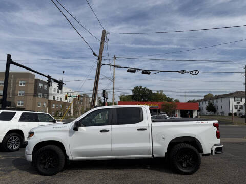 2022 Chevrolet Silverado 1500 Custom