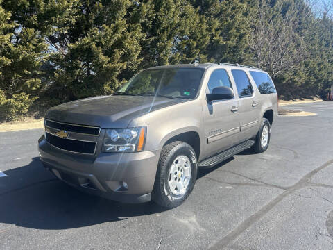 2013 Chevrolet Suburban for sale at CR Garland Auto Sales in Fredericksburg VA