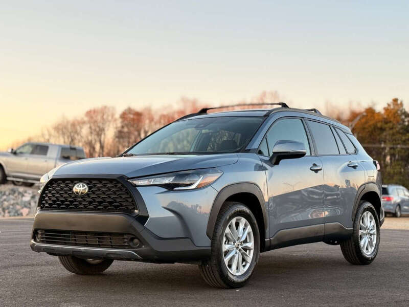 2022 Toyota Corolla Cross LE